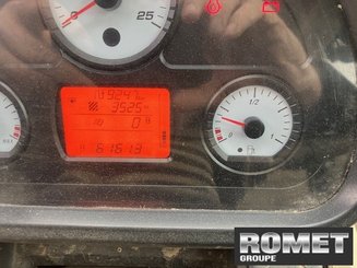 Tracteur agricole Massey Ferguson 6713 GS ES - 9