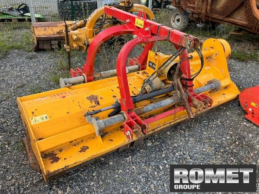 Broyeur à axe horizontal Chabas FU225