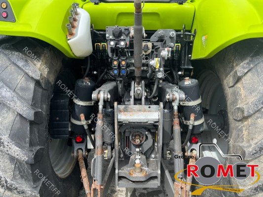 Tracteur agricole Claas ARION440