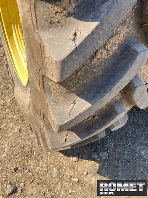 Tracteur agricole John Deere 6210R