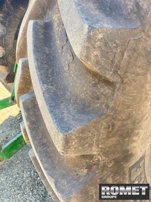 Tracteur agricole John Deere 6210R