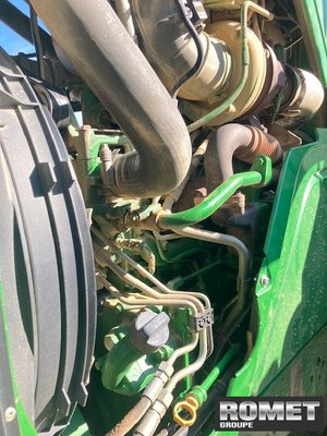 Tracteur agricole John Deere 6210R