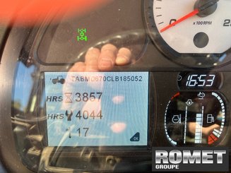 Tracteur agricole Massey Ferguson 5709 M D4 - 12