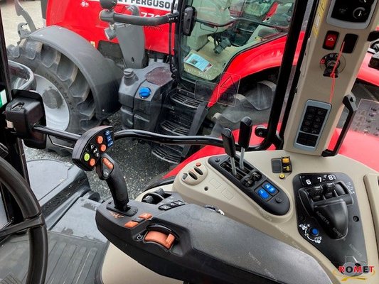 Tracteur agricole Massey Ferguson 7716 S D6 EF MR