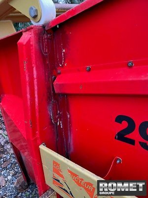 Désileuse pailleuse Gyrax 2902