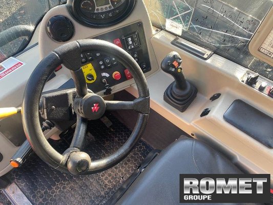 Chariot élévateur télescopique Massey Ferguson TH7038