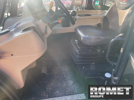 Chariot élévateur télescopique Massey Ferguson TH7038