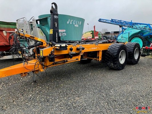 Benne agricole - AMPLIROLL7020