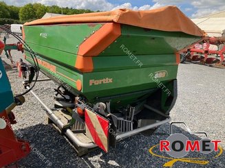 Distributeur d'engrais Amazone ZAM1200 - 2