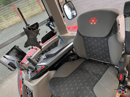 Tracteur agricole Massey Ferguson 8S-245 D7 EX