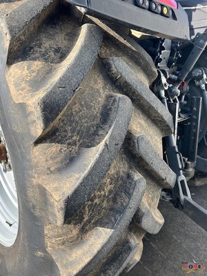 Tracteur agricole Massey Ferguson 8S-245 D7 EX