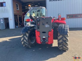 Chariot élévateur télescopique Massey Ferguson TH7038 EF - 1
