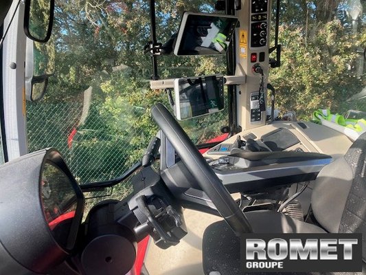 Tracteur agricole Massey Ferguson 7S-190 DV EX