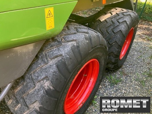 Presse à balles carrées Fendt 1290S