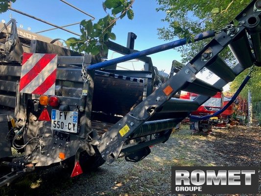 Presse à balles carrées Fendt 1290S