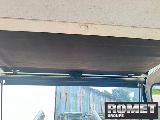 Tracteur agricole Massey Ferguson 5711 M D4 ES