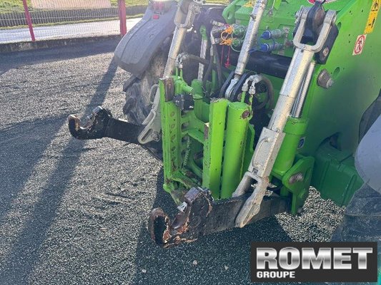 Chariot élévateur télescopique Merlo MF44-9-CS