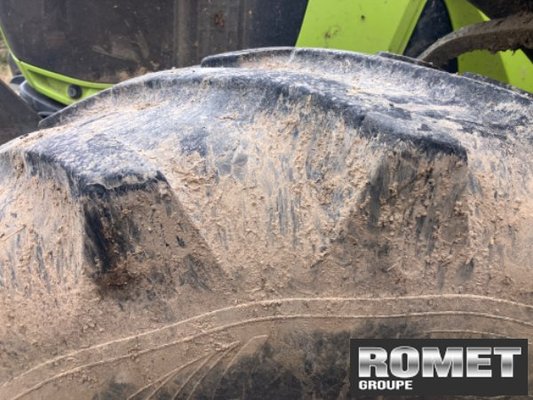 Tracteur agricole Claas AXION 800