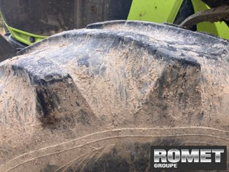 Tracteur agricole Claas AXION 800 - 6