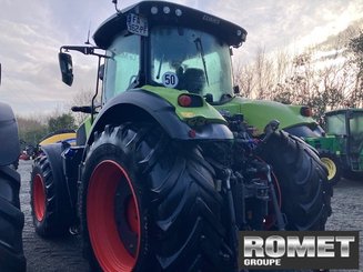 Tracteur agricole Claas AXION 800 - 11