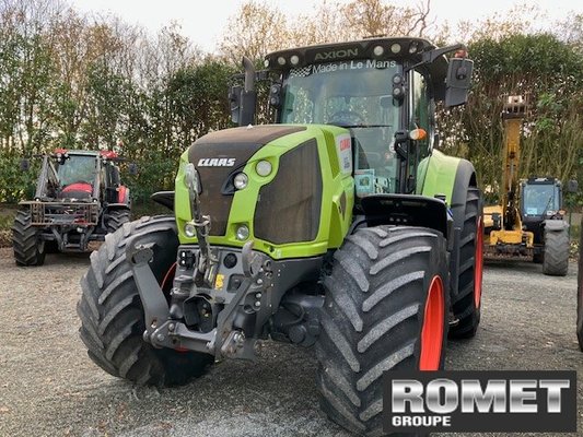 Tracteur agricole Claas AXION 800