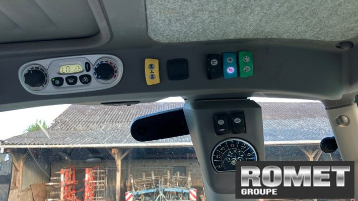 Tracteur agricole Deutz-Fahr 7250AGROTRONTTV