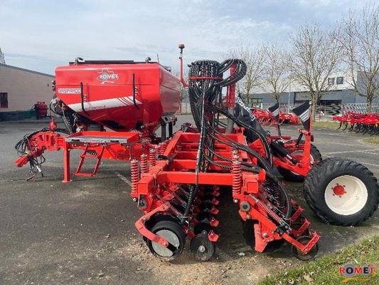Semoir en ligne conventionnel Maschio GIGANTE 600