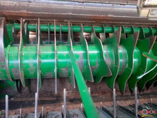 Presse à balles rondes John Deere 960 ISOBUS
