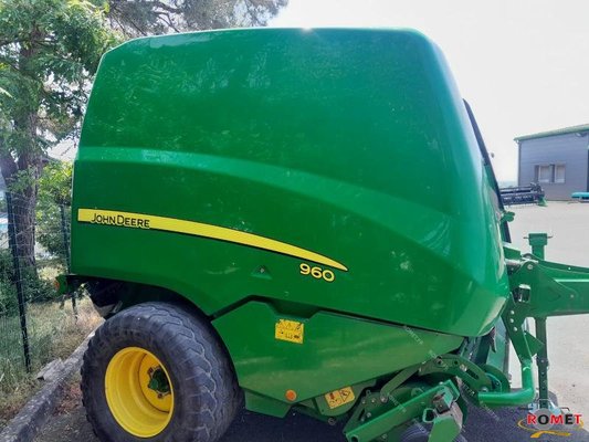 Presse à balles rondes John Deere 960 ISOBUS
