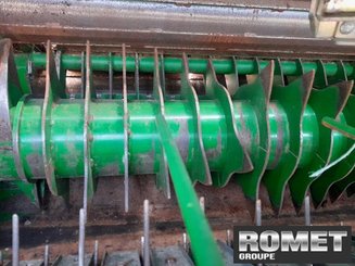 Presse à balles rondes John Deere 960 ISOBUS - 10