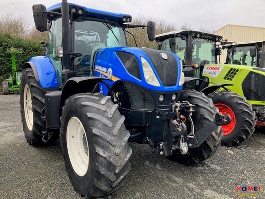 Tracteur agricole New Holland T 7.230 CLASSIC