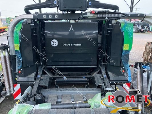 Presse à balles rondes Deutz-Fahr FM 335 BP OC14
