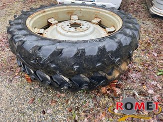 Roues Taurus 12.4R46 - 1