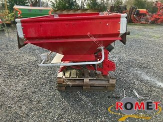Distributeur d'engrais Lely CENTERLINER2500 - 5