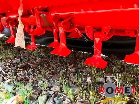 Broyeur à axe horizontal Maschio LEOPARD 320 DT