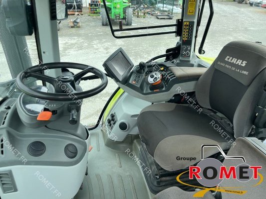 Tracteur agricole Claas ARION 650