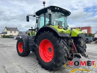 Tracteur agricole Claas ARION 650 - 3