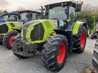 Tracteur agricole Claas ARION620 - 1