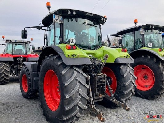 Tracteur agricole Claas ARION620