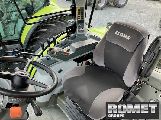 Tracteur agricole Claas ARION620