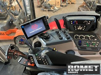 Tracteur agricole Massey Ferguson 8S-205 D7 ES - 4