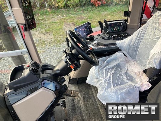 Tracteur agricole Massey Ferguson 8S-205 D7 ES