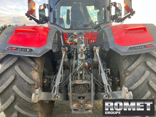 Tracteur agricole Massey Ferguson 8S-205 D7 ES