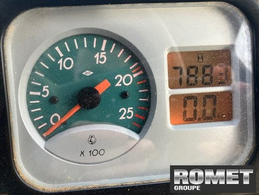 Tracteur agricole Renault TEMIS 610 Z