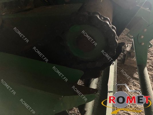 Presse à balles rondes John Deere JD960