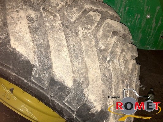 Presse à balles rondes John Deere JD960