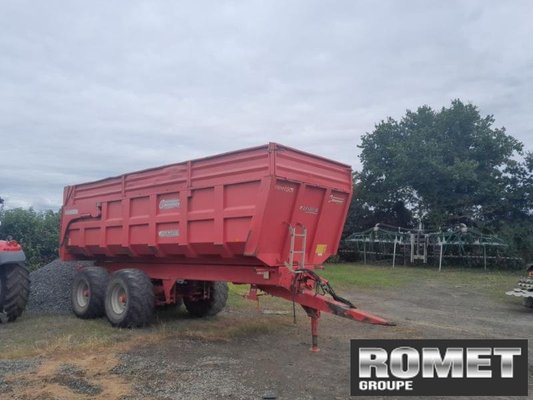 Benne agricole Chevance RC160A
