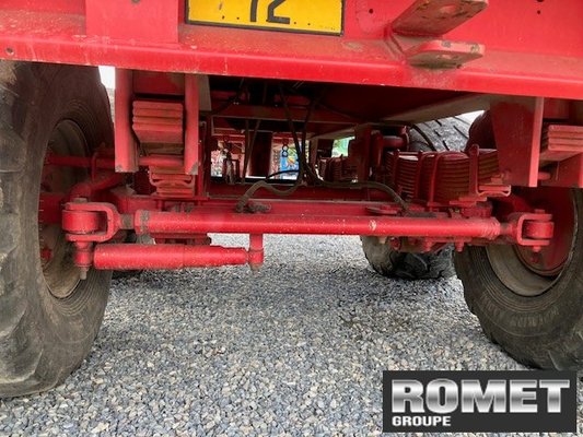 Benne agricole Chevance RC160A