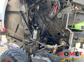 Presse à balles rondes Claas VARIANT 380 RC - 4