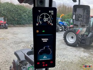 Tracteur agricole Valtra N135 - 5